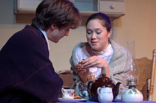 Eamon Hyland, Lianna McAvoy as Jim & Della